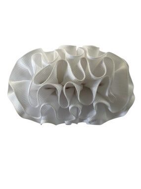 Vintage 80’s Barrette Oversized Hair Clip in White - (Measures approx 4” wide)